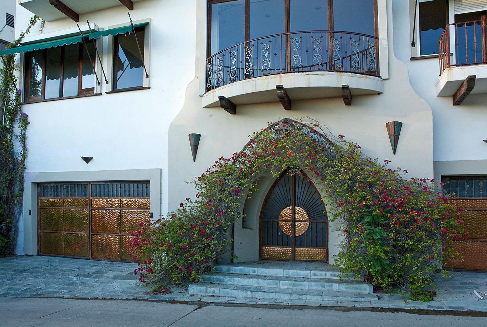 Villa in the Sky Main image 2